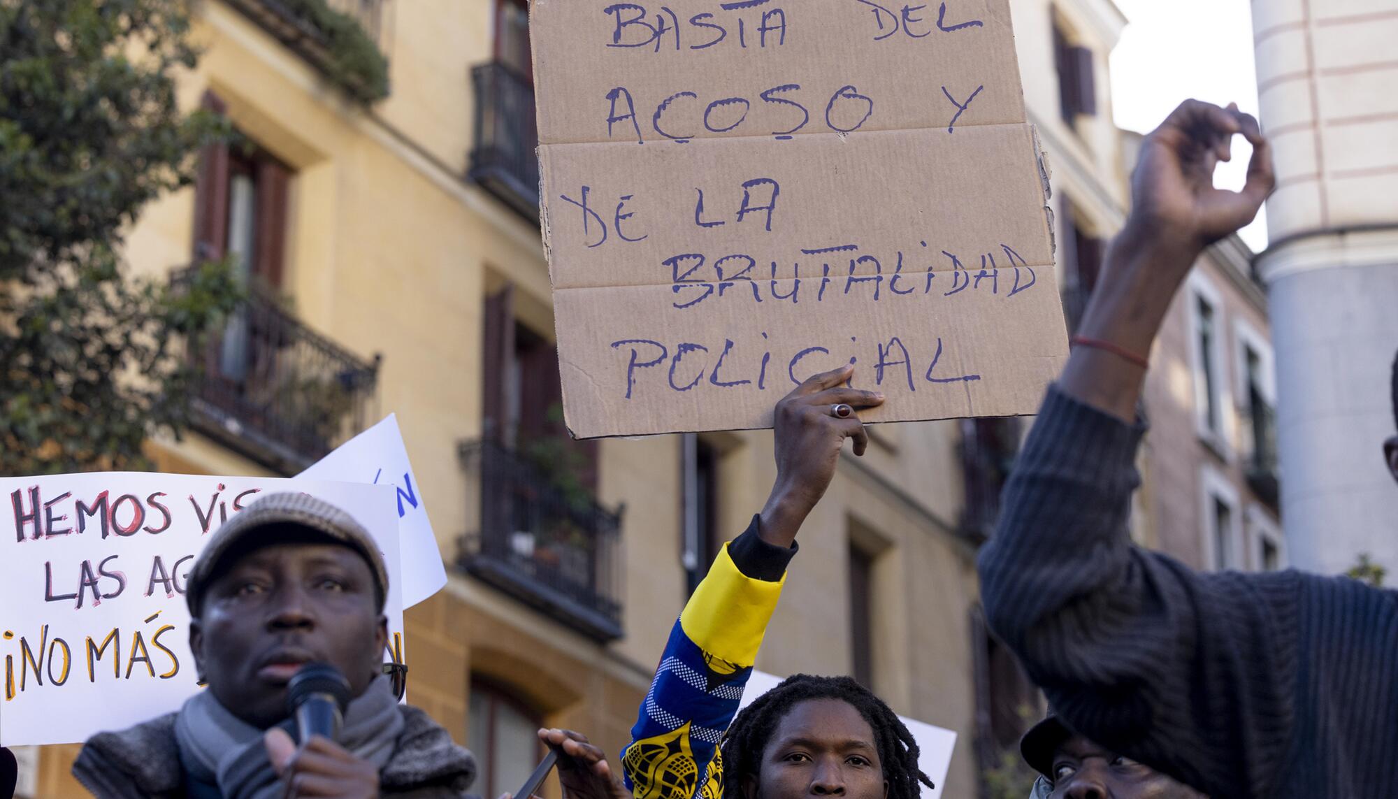 Concentración antiracista lavapiés - 6